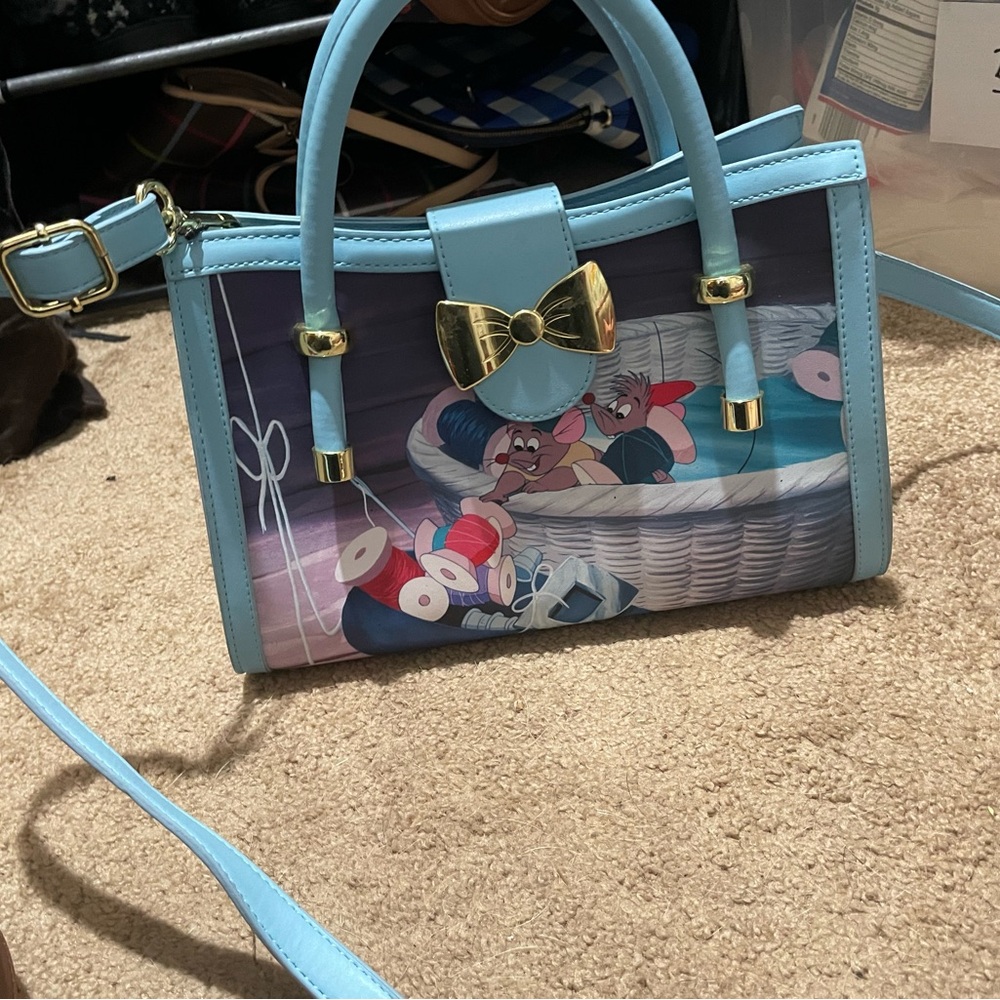 Loungefly Cinderella mouse purse